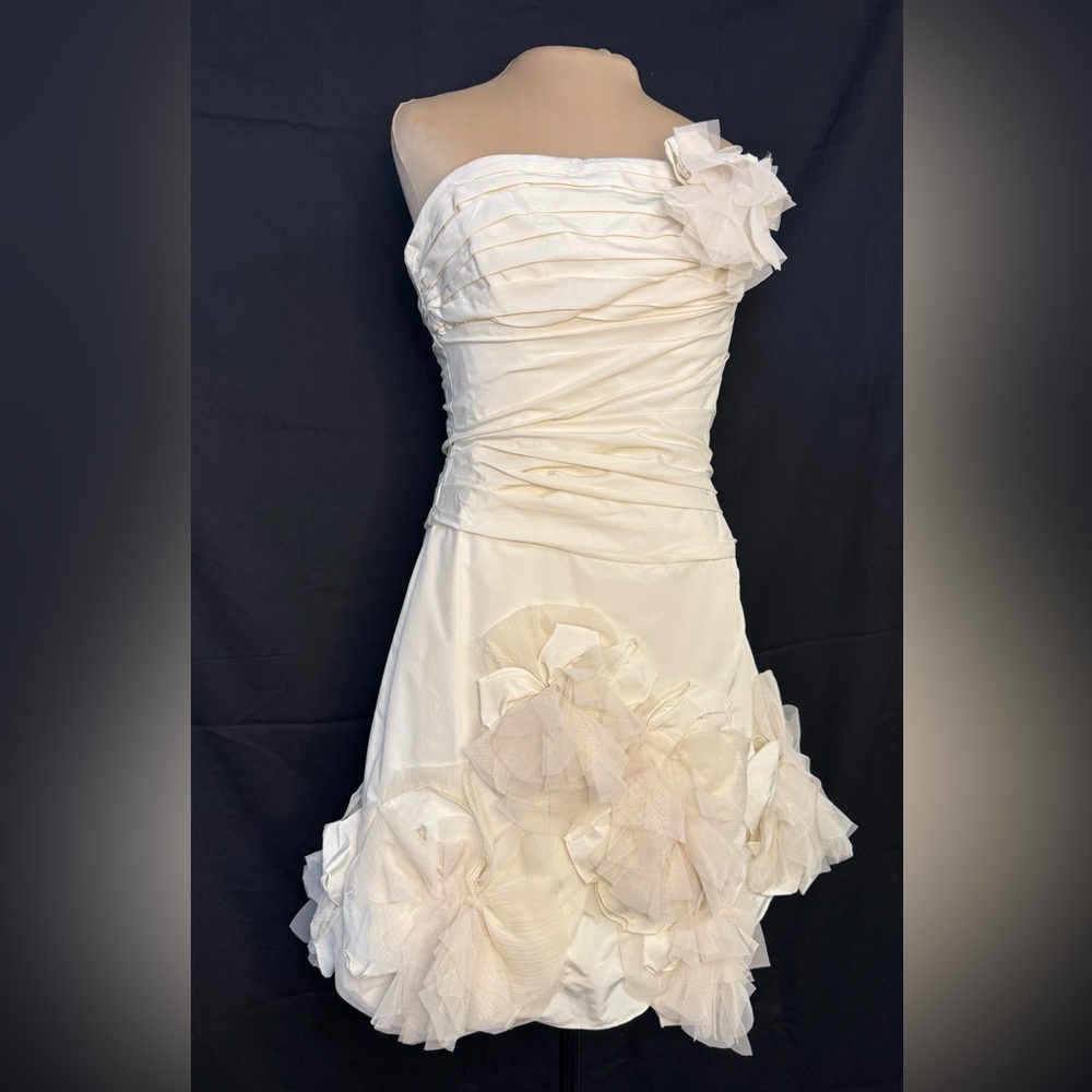 🎀 BCBG MaxAzria Petites “Luci”💕Strapless Cream Mini Prom Formal 2P NWT - Picture 15 of 15